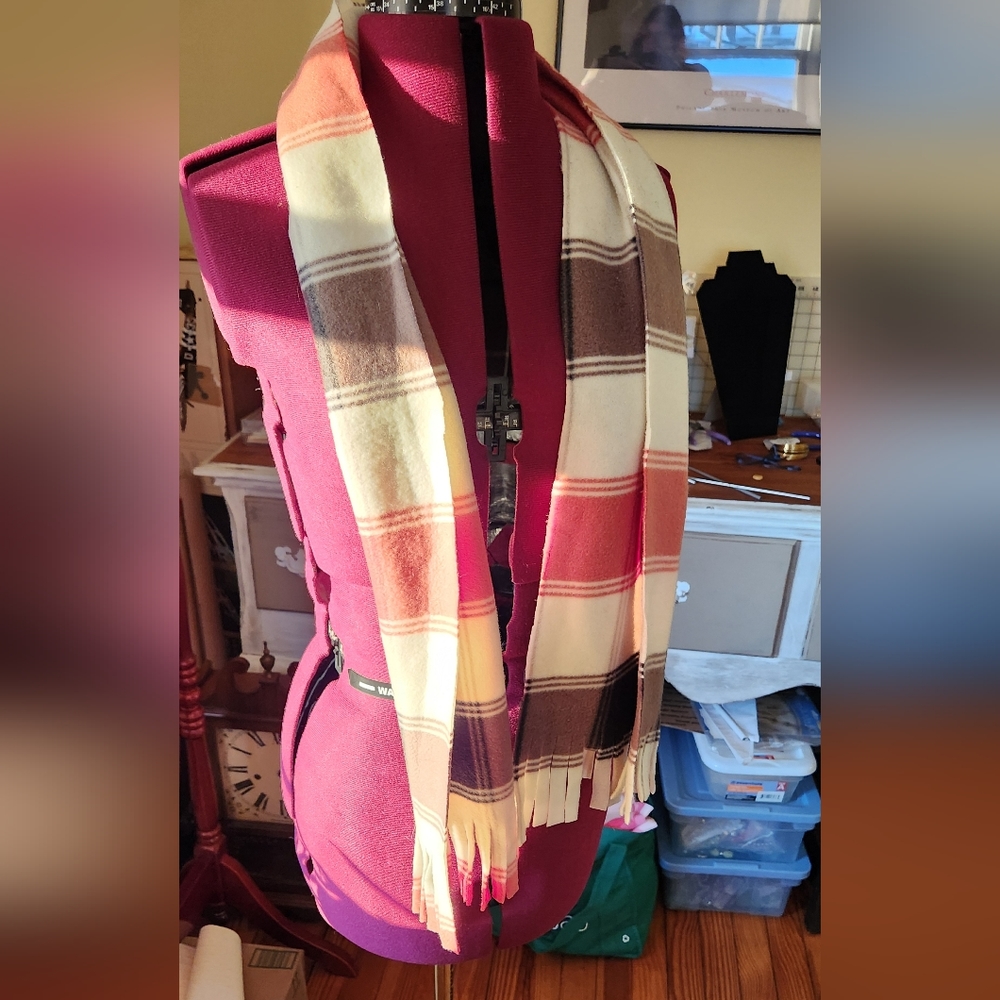 Polar fleece scarf handcut - Picture 2 of 6